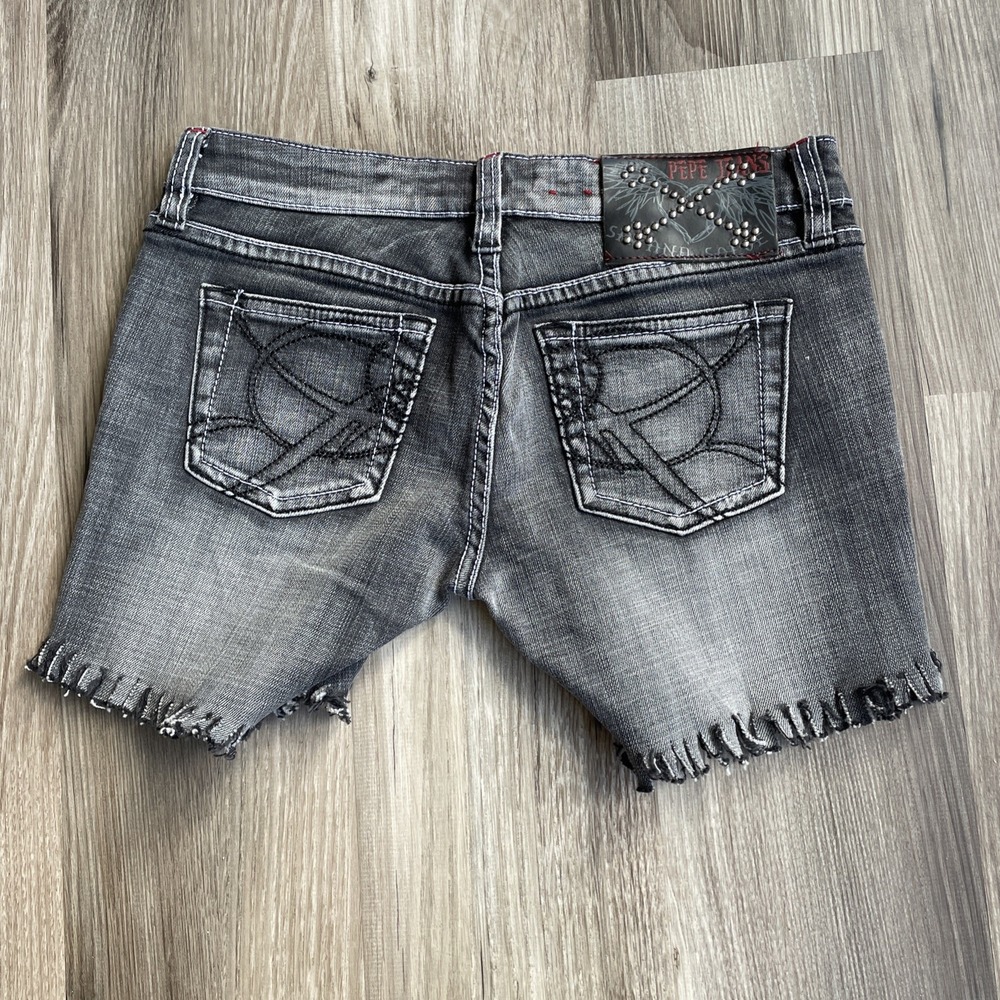 Y2K Pepe Jeans London Women Black Denim Shorts Frayed Hem Red Stitching Size 24 - Picture 2 of 9